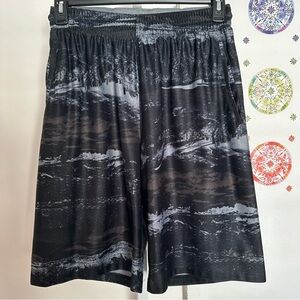 Nike Black and Gray Abstract Dri-Fit Shorts - Size L